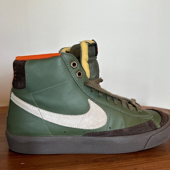 Nike Blazer Mid 77 size 9 - Picture 1 of 10
